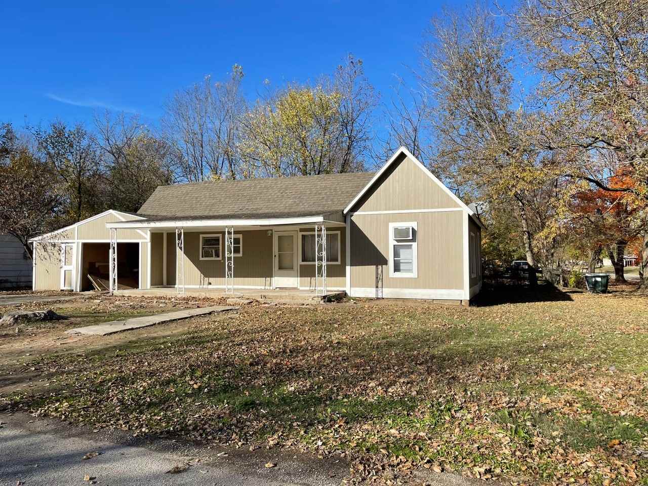 601Fawn - Photo 2 of 11