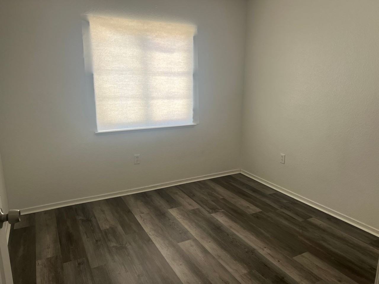 Sunset Palms Apartments - Photo 6 of 24