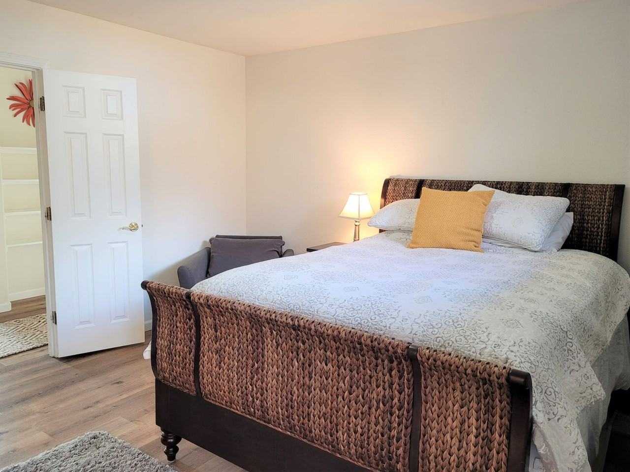 1598 Nw Albany Ave - Photo 5 of 18