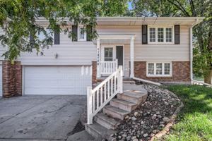featured image of 14706 Orchard Cir