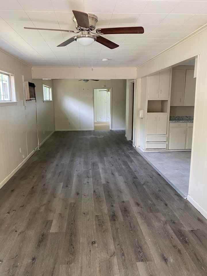 2770 Parkridge St - Photo 3 of 12