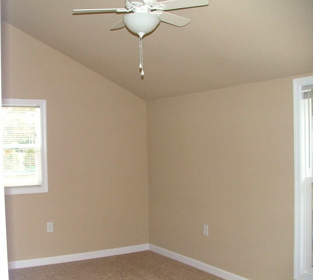 38 N Penn St - Photo 5 of 7