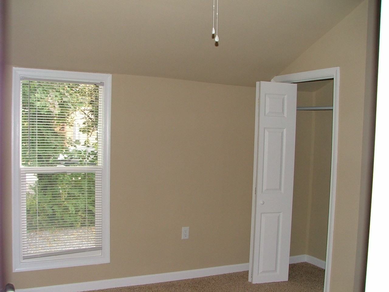 38 N Penn St - Photo 6 of 7
