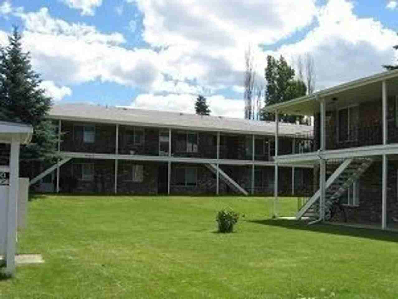 10110 N Colfax Rd #30 - Photo 2 of 6