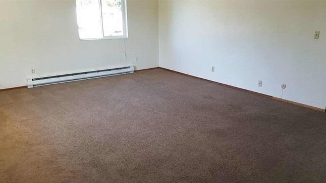 10110 N Colfax Rd #30 - Photo 5 of 6