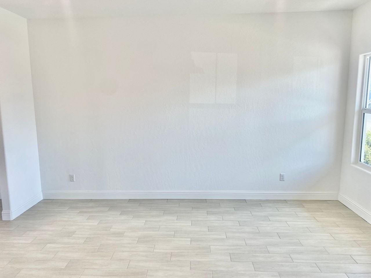 288 Huntington Ave S - Photo 4 of 28