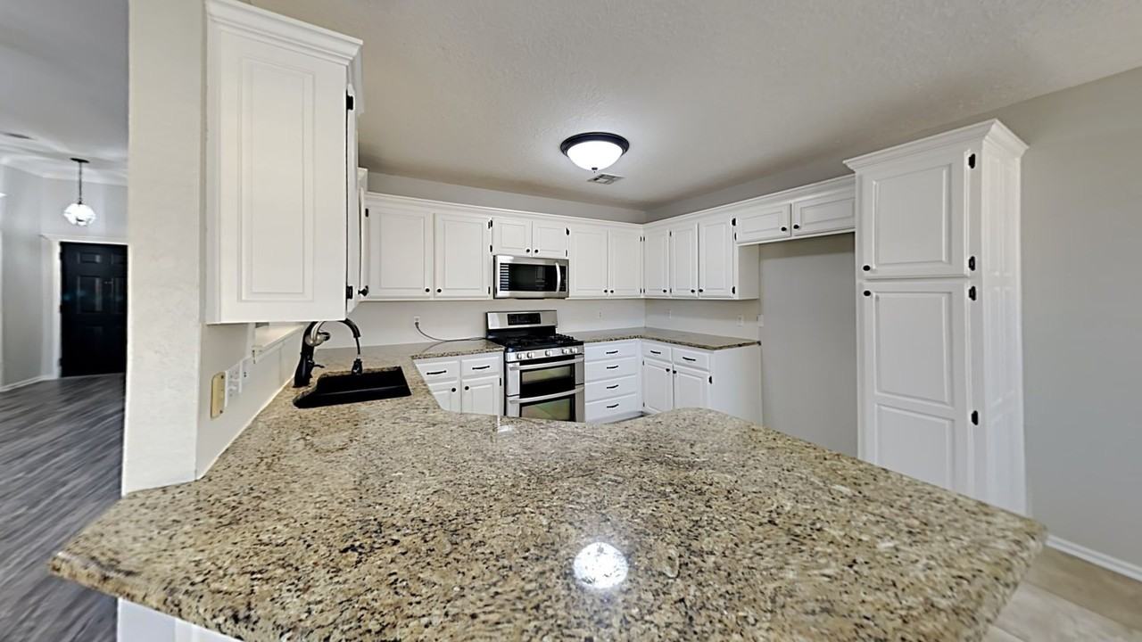 4105 Windward Way - Photo 4 of 18