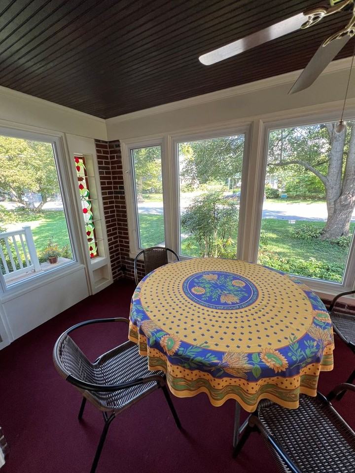 402 Spencer Ave - Photo 6 of 32