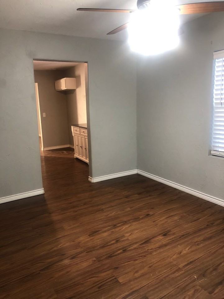 3611 S Monroe St - Photo 4 of 19