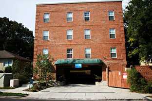110 S Roberson St Apt 6a - Photo 1 of 1