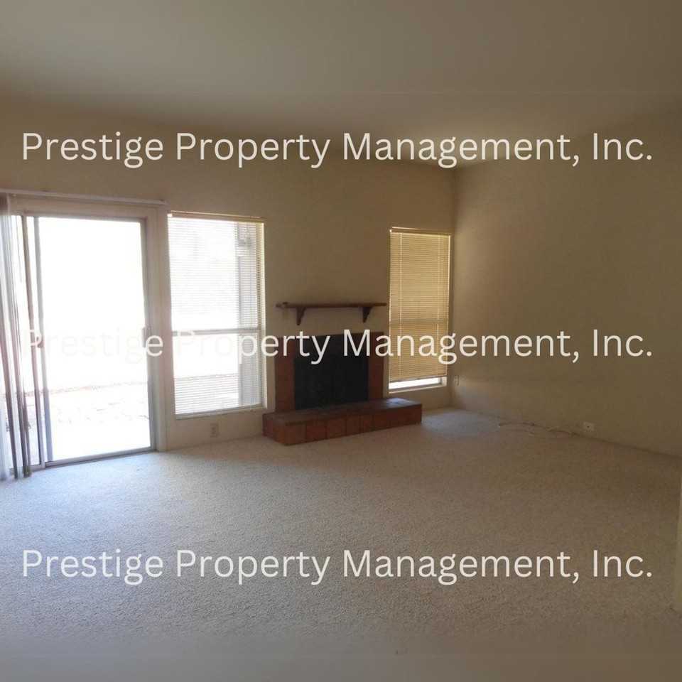 6576 N Foothills Dr - Photo 3 of 8