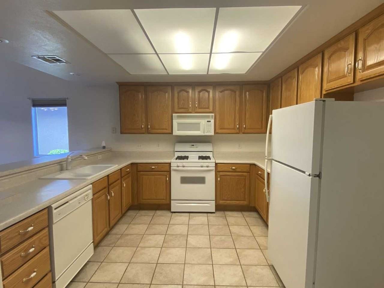 1825 Mathis Park Pl #38 - Photo 5 of 16