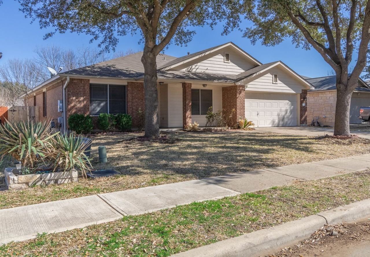 2078 Buckley Ln - Photo 3 of 39