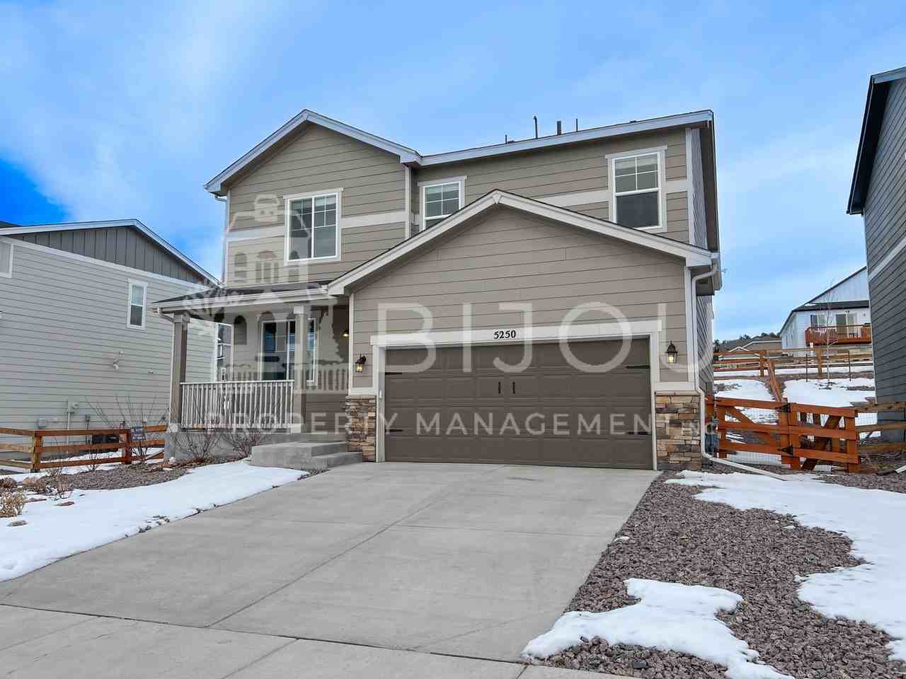 5250 Makalu Dr - Photo 2 of 26