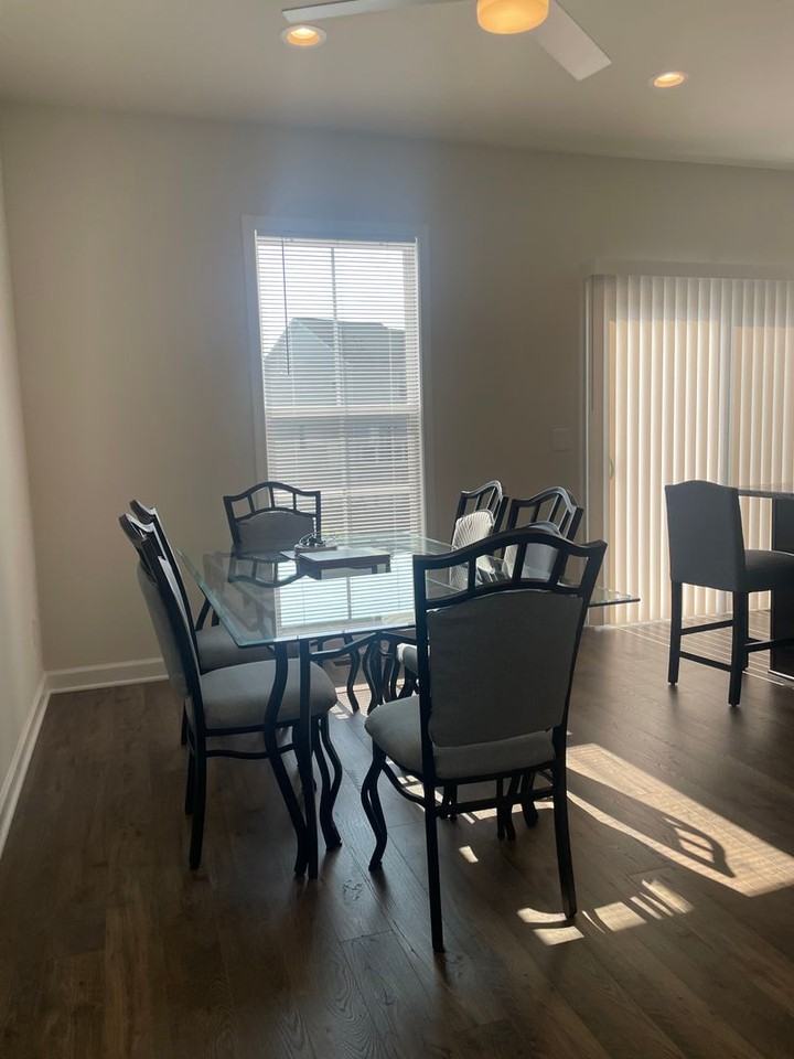 128 Colony Ave - Photo 4 of 29