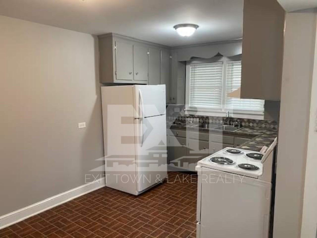 630 Northington St - Photo 3 of 19