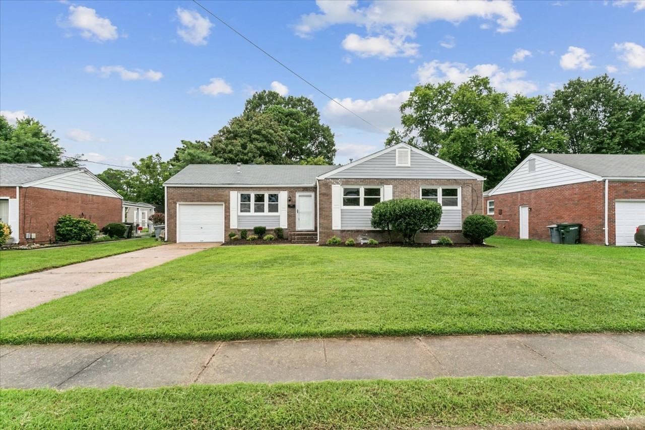 145 Pamela Dr - Photo 2 of 41