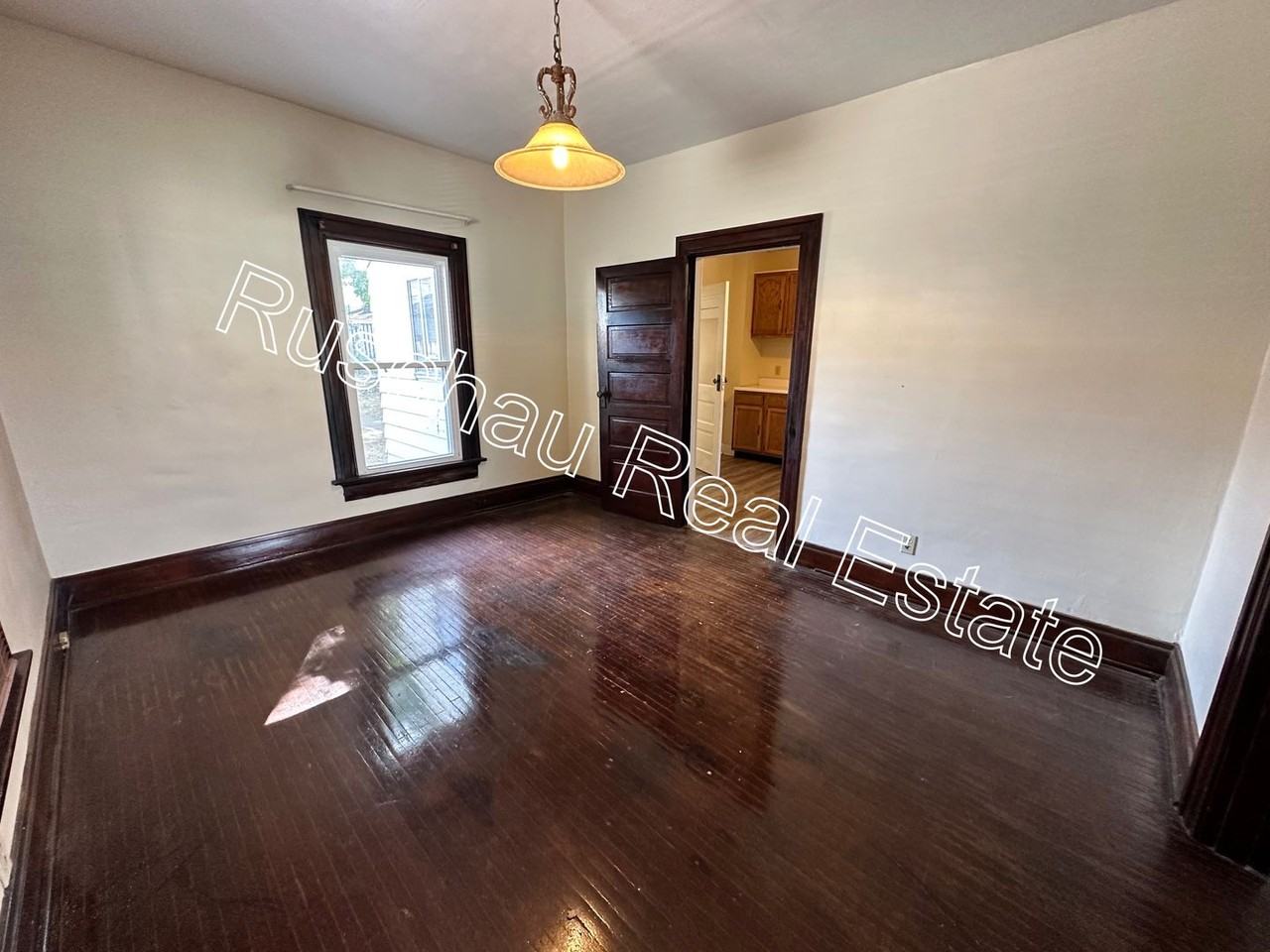 614 Creighton Ave - Photo 3 of 18