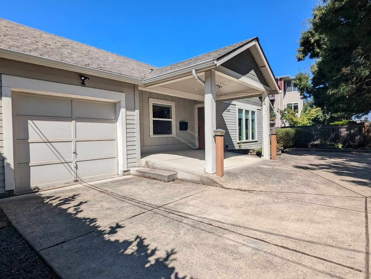 1380 River Rd - Photo 2 of 20