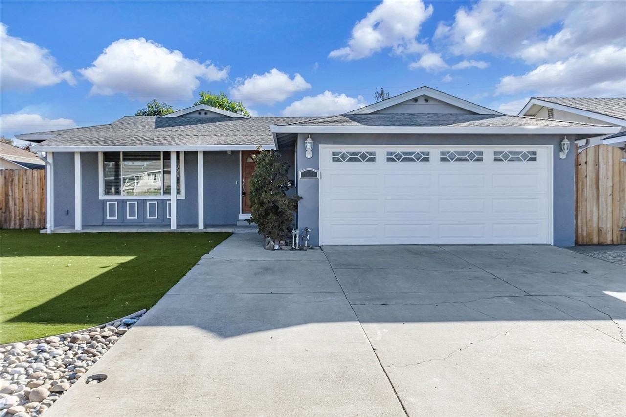 5092 Trenary Way - Photo 2 of 37