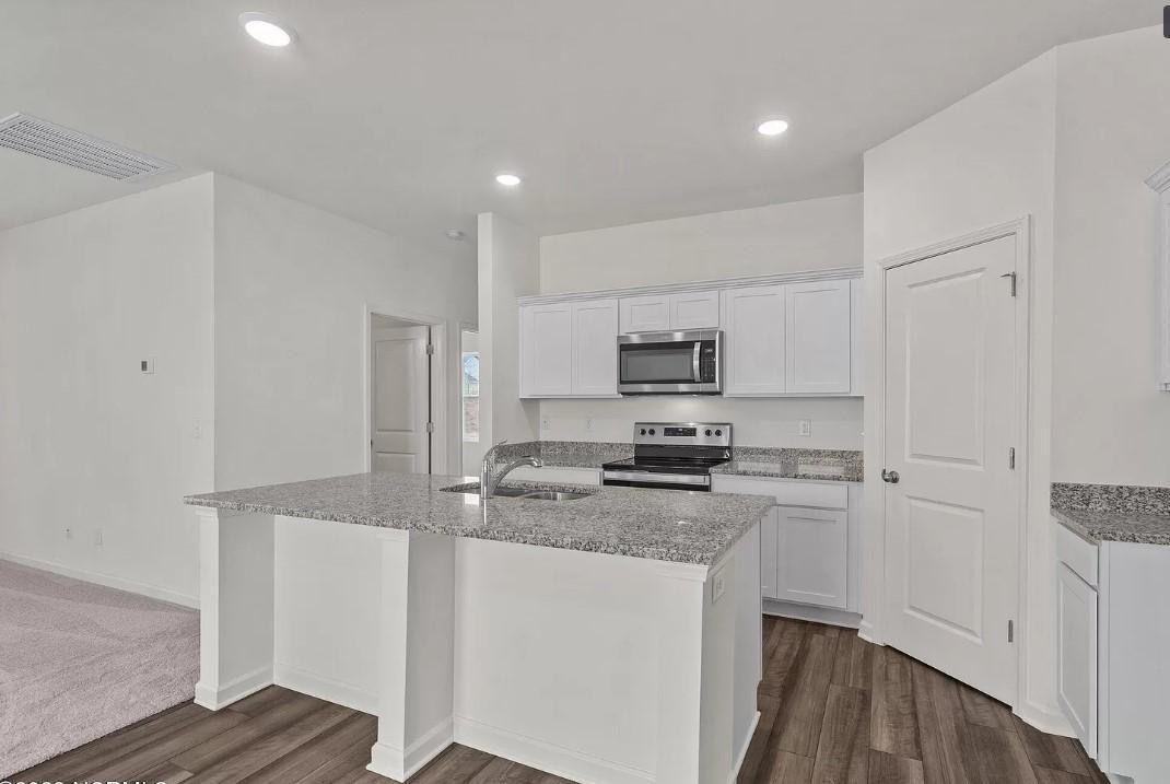 3021 Winding Ridge Dr - Photo 2 of 21