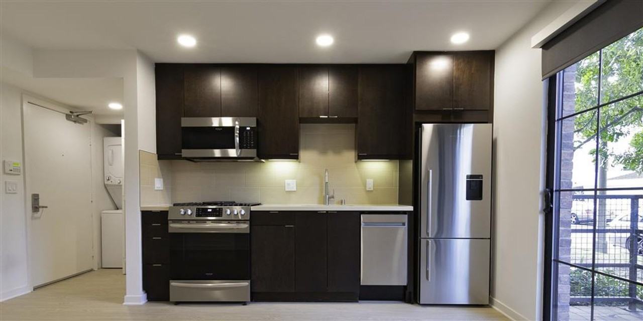 Luxe East - Photo 3 of 12