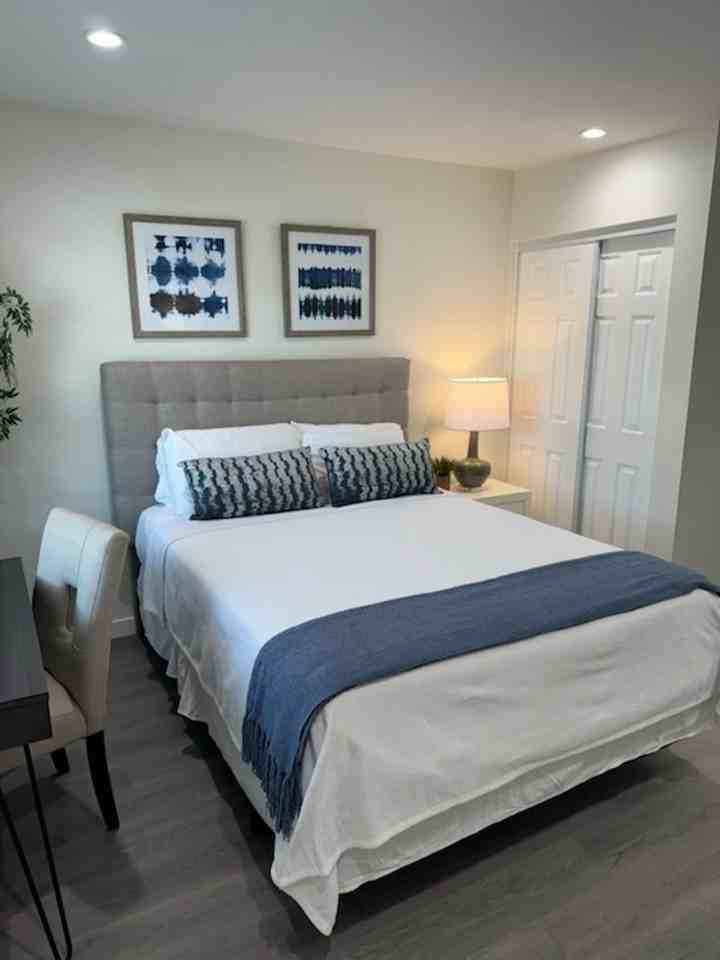 1840 W Orangethorpe Ave - Photo 5 of 9
