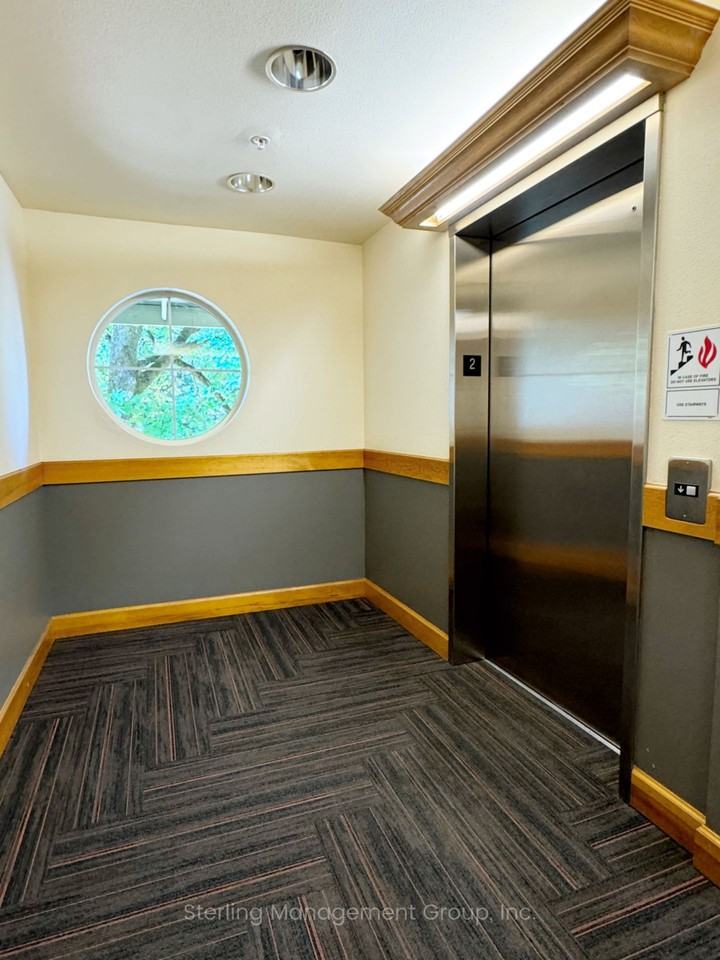 220 Trinity Court Apartments - 220 #220 - Photo 5 of 22