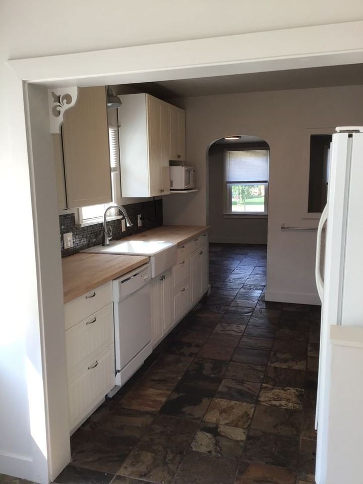 324 Sw 12th St - Photo 7 of 19