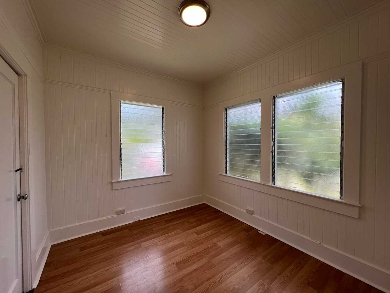 1760B Palolo Ave - Photo 3 of 8