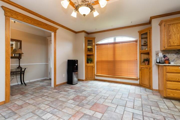 8211 Prosper Dr - Photo 4 of 19