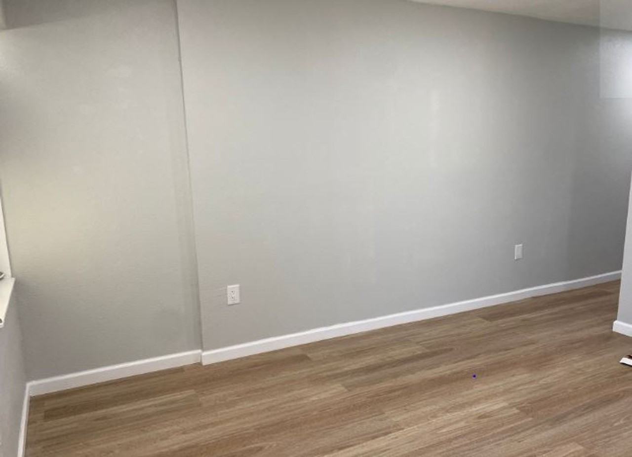 1564 Underwood Ave - Photo 6 of 38