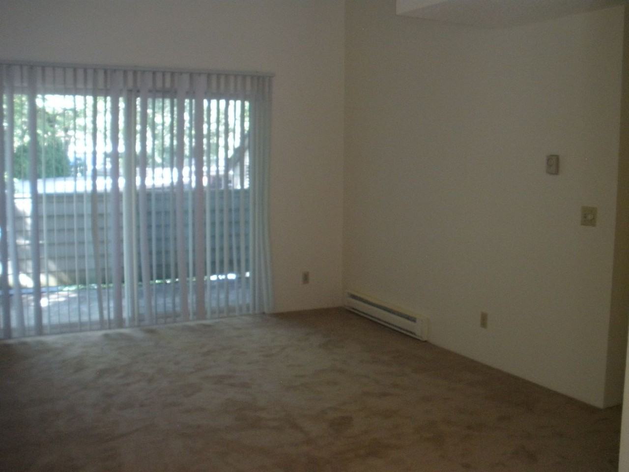 11811 93rd Ln Ne #6-304 - Photo 4 of 23