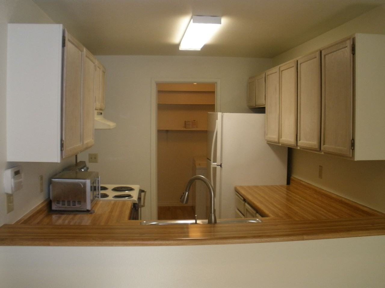 11811 93rd Ln Ne #6-304 - Photo 5 of 23