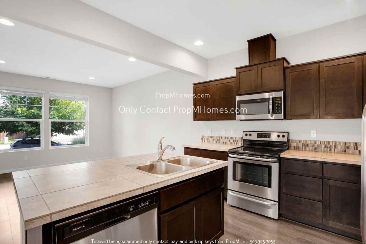 8516 Sw Schmidt Loop - Photo 5 of 30