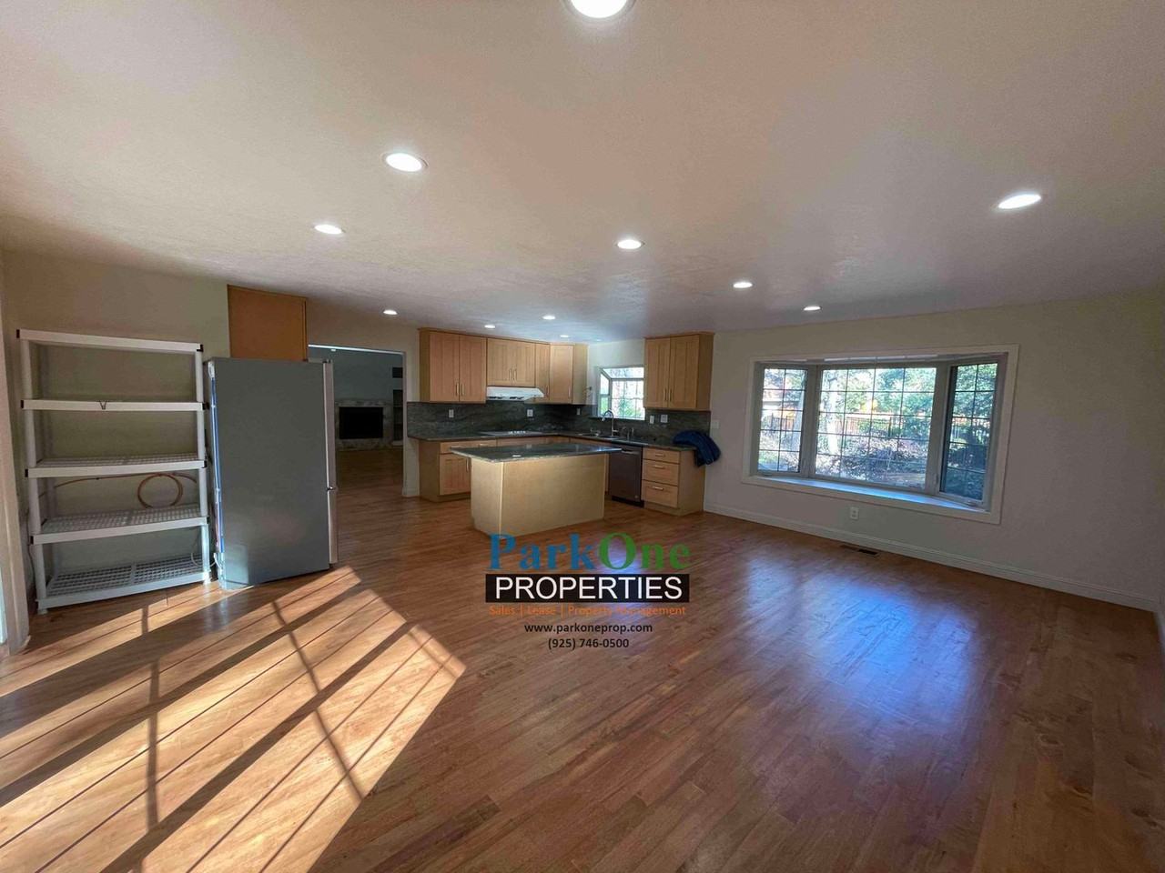 232 Dantley Way - Photo 3 of 30