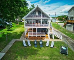 featured image of 200 Mariners Pointe Road