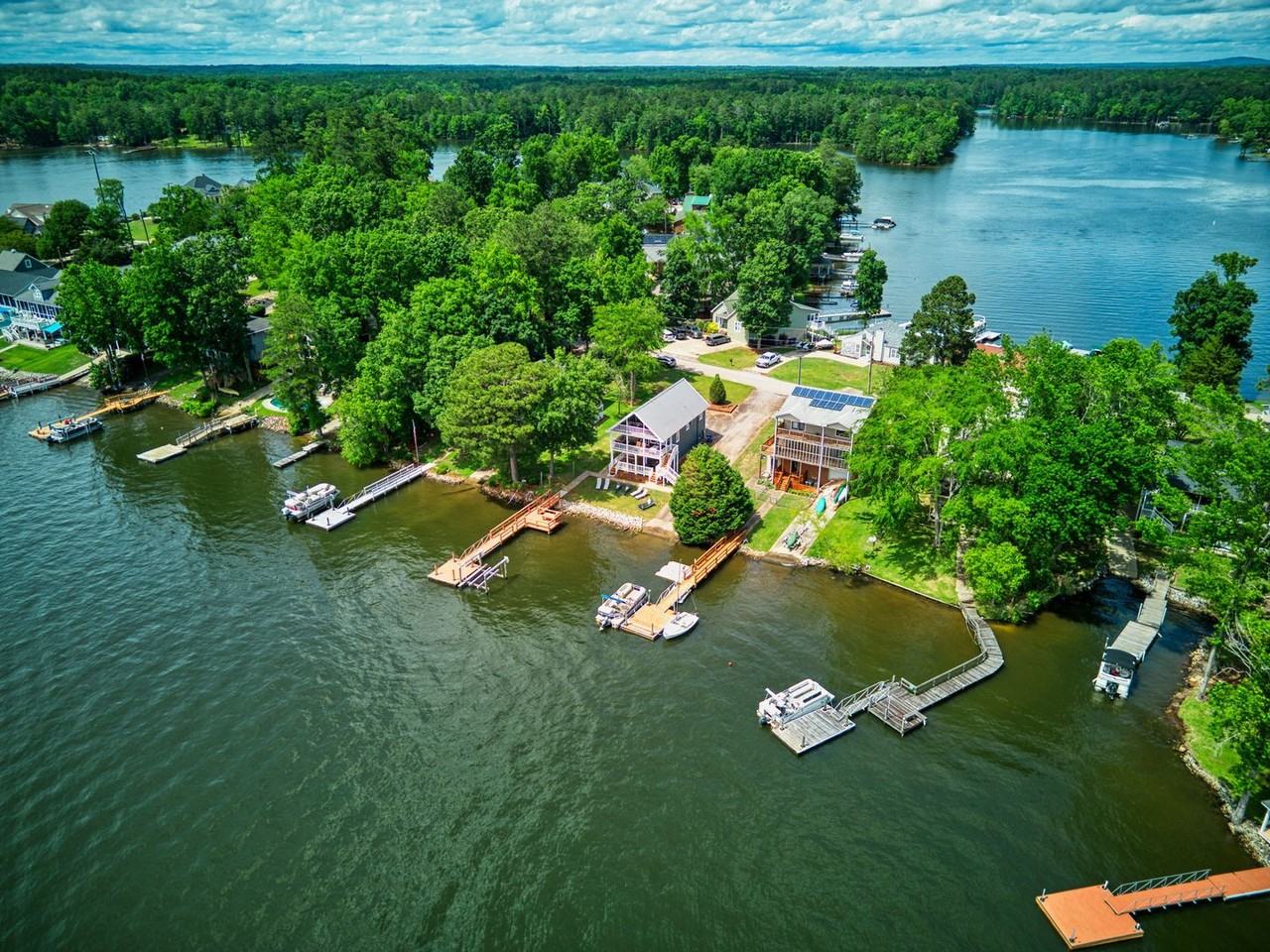 200 Mariners Pointe Road - Photo 4 of 50