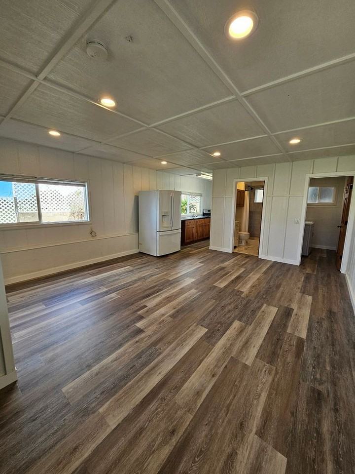 40 Huina Pl #B - Photo 3 of 17