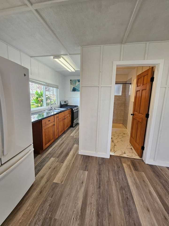 40 Huina Pl #B - Photo 7 of 17