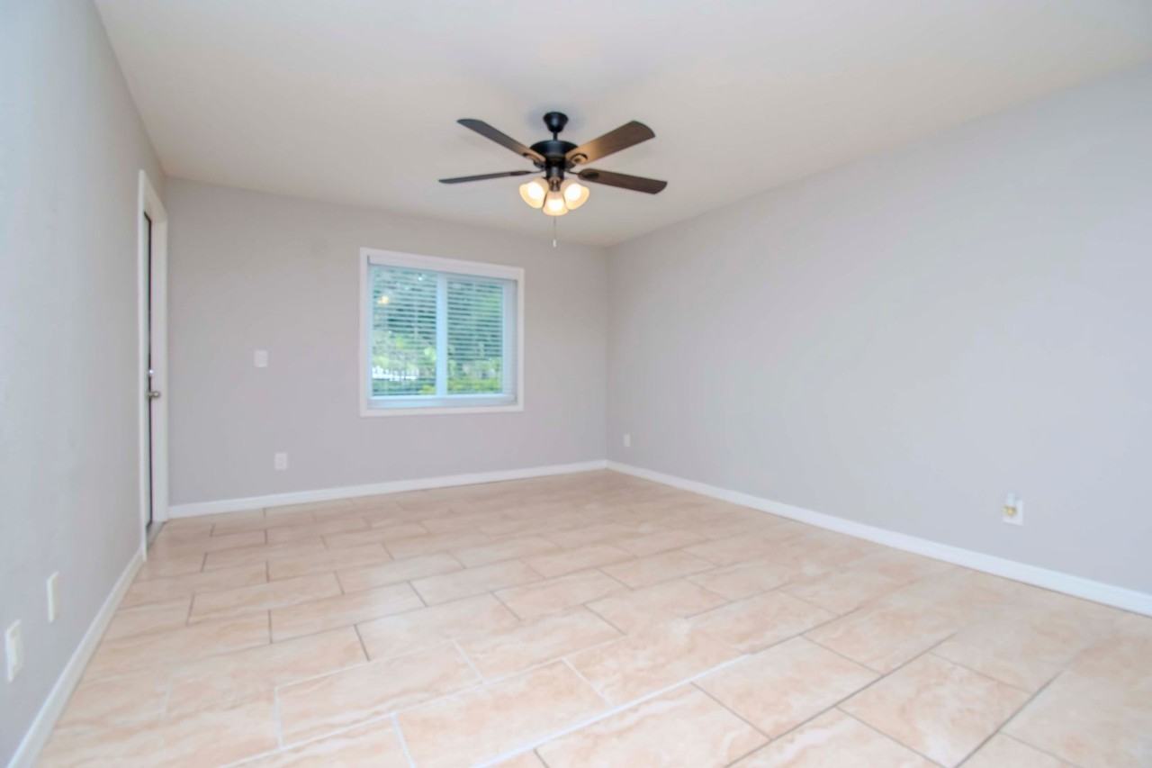 212 Red Cedar Pl - Photo 4 of 38