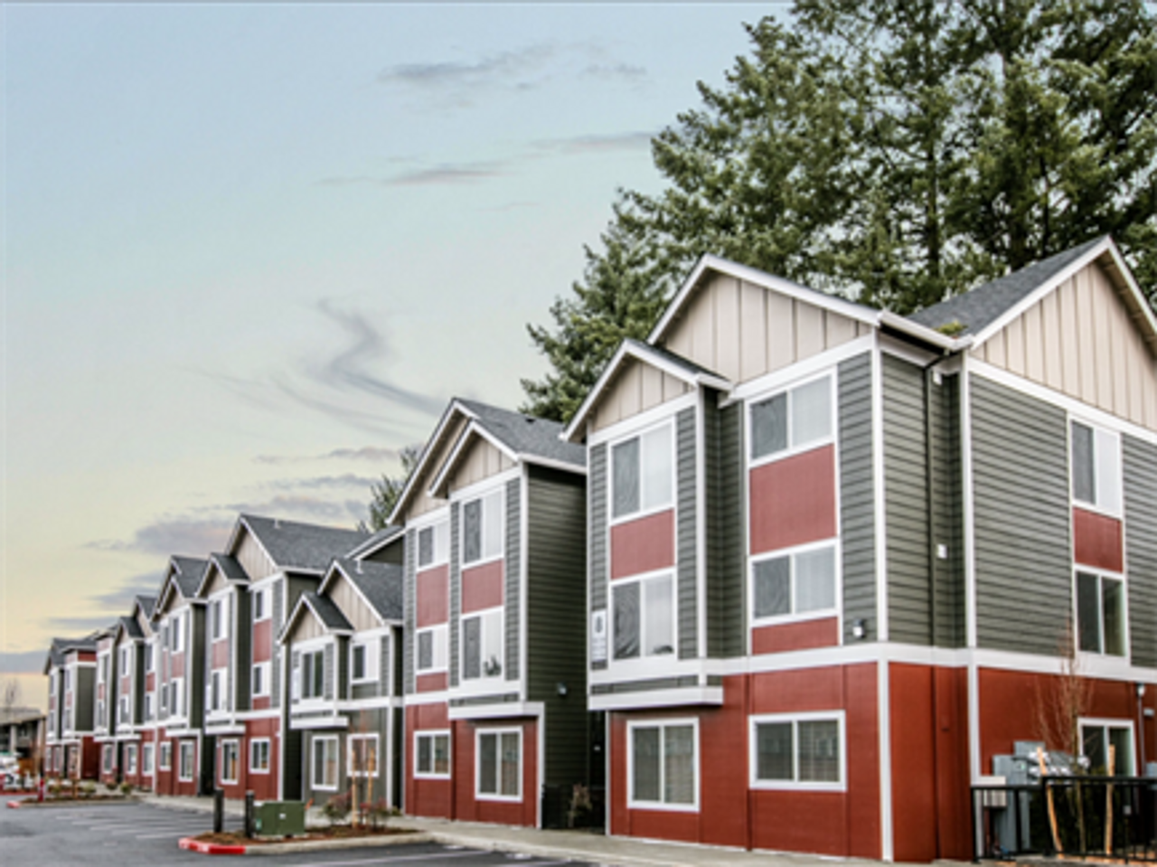 Yamhill Firs Apartments - Photo 2 of 6