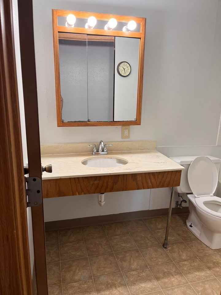 2124 E Divide Ave #326 - Photo 5 of 16