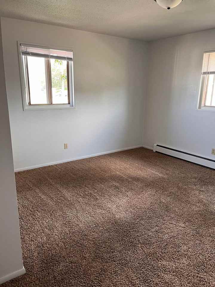 2124 E Divide Ave #326 - Photo 7 of 16