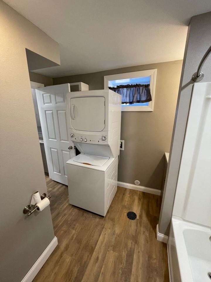 205 8th Ave Nw - Photo 3 of 21