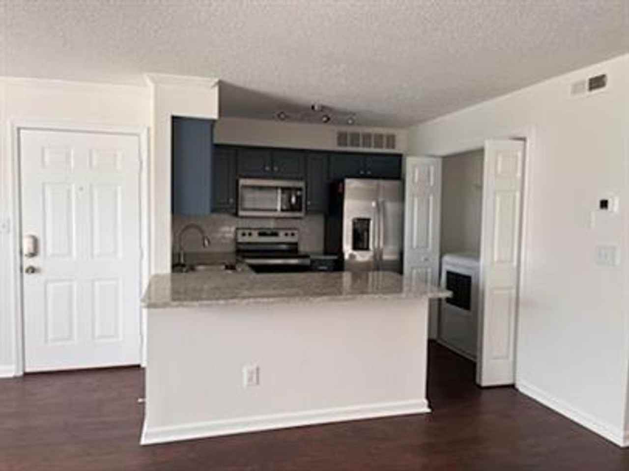 260 Waters Edge Lane - Photo 3 of 8