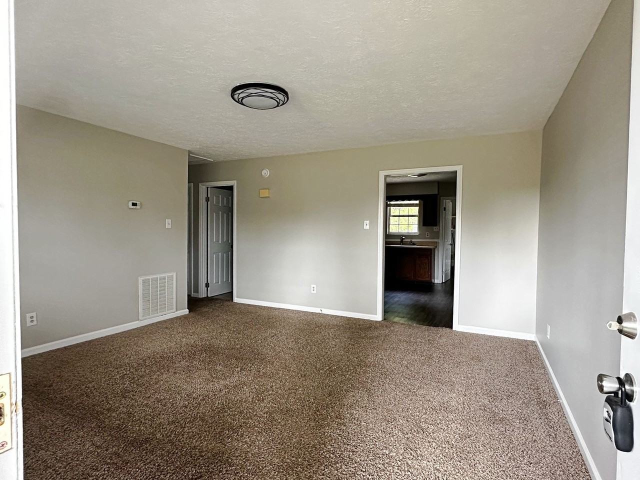 8652 Tervada Dr - Photo 2 of 15