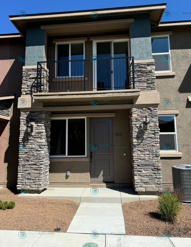 1011 Middle Gate Rd - Photo 2 of 50
