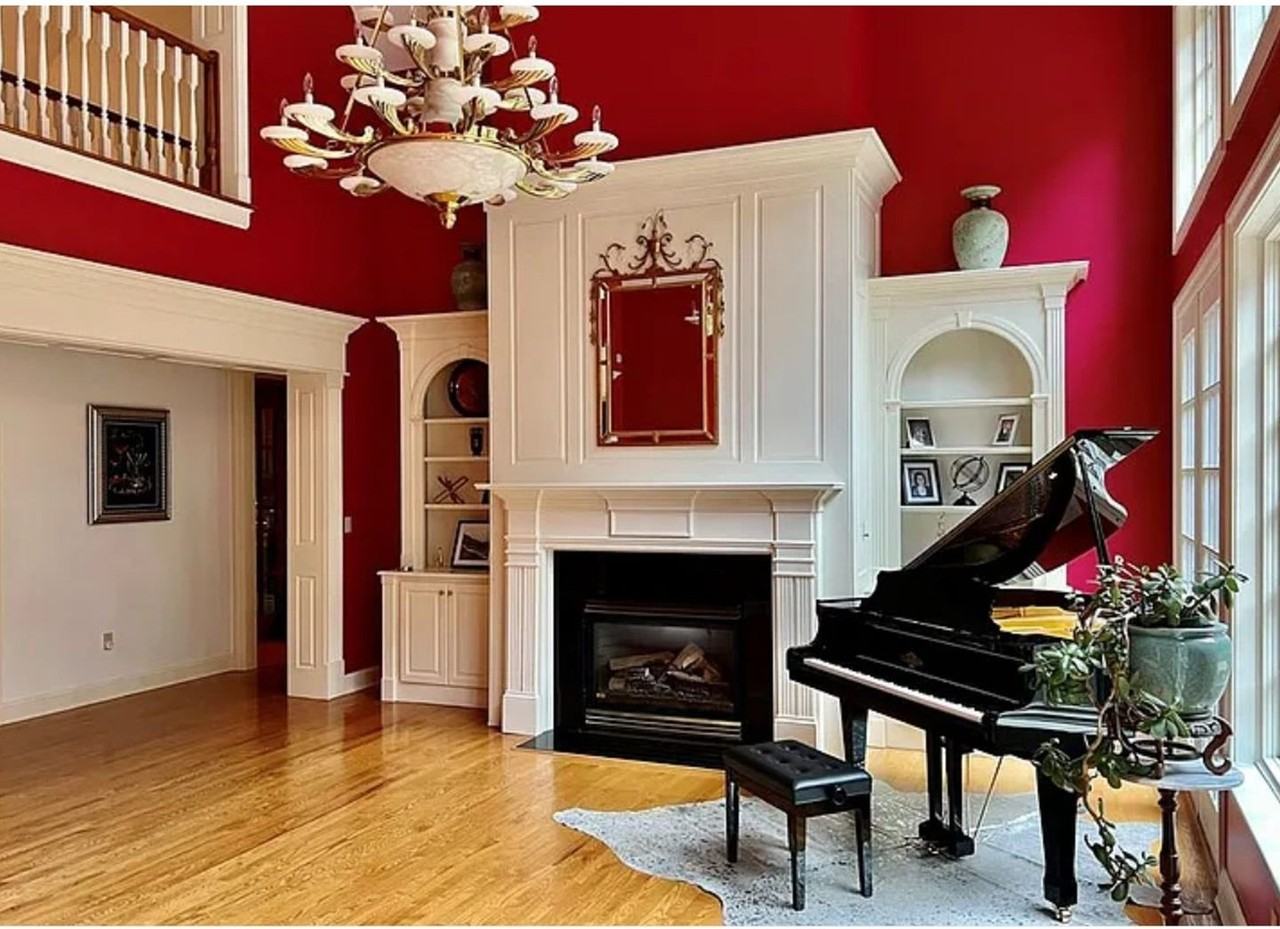 121 Mountain Laurel Rd - Photo 2 of 6