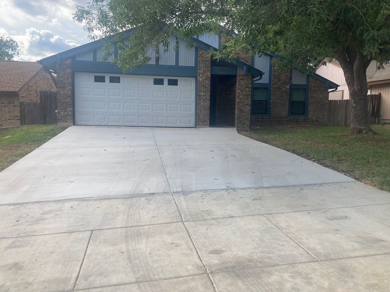 12211 San Miguel - Photo 2 of 30